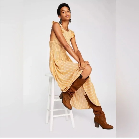 Free People womans butterflies Striped Yellow midi Dress size XS - Picture 1 of 3
